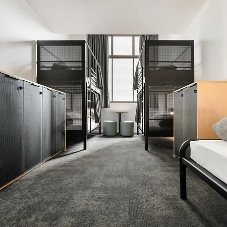 Yha Sydney Central-2